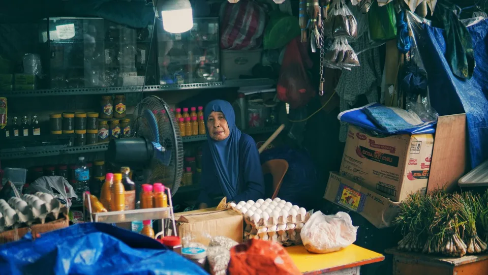 Khu đồ khô, gia vị